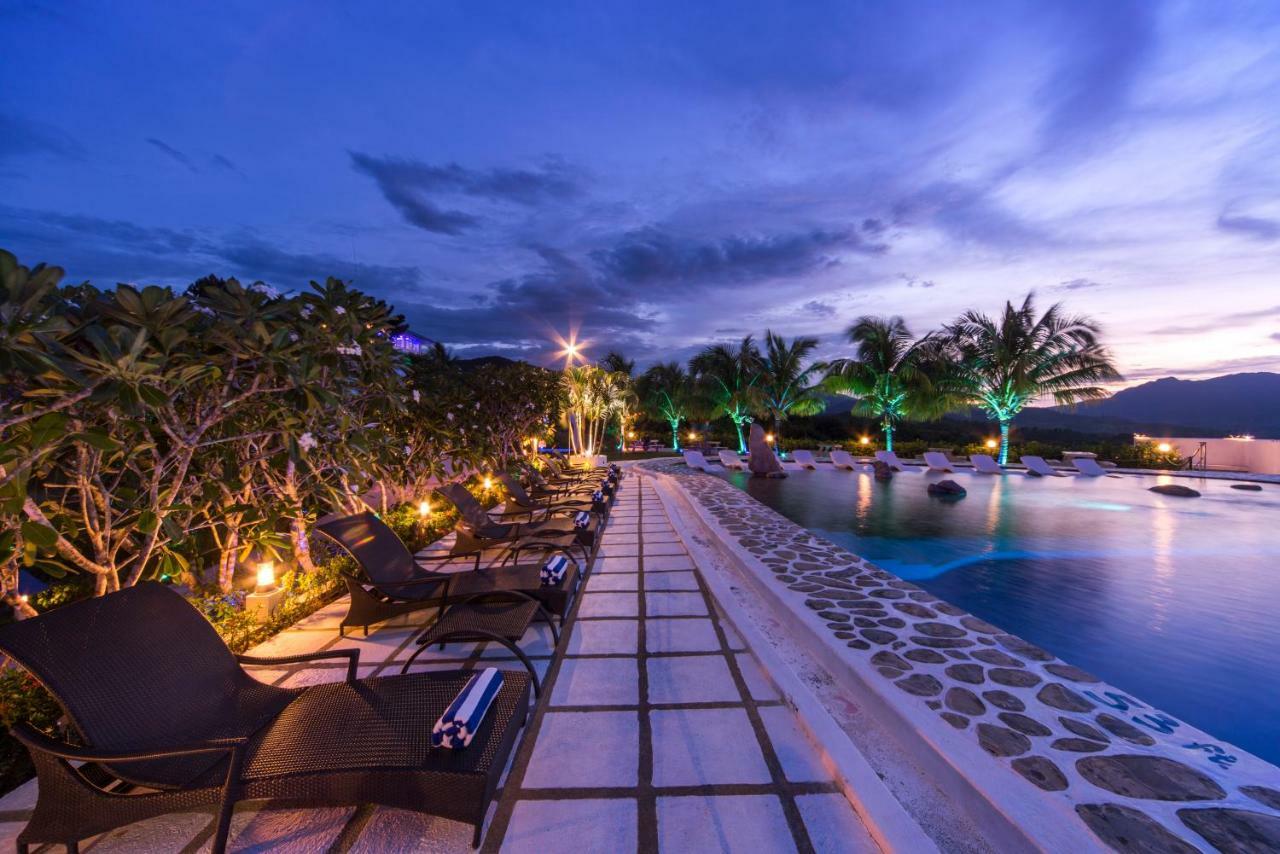 Ai World Park And Resorts Bacungan ภายนอก รูปภาพ